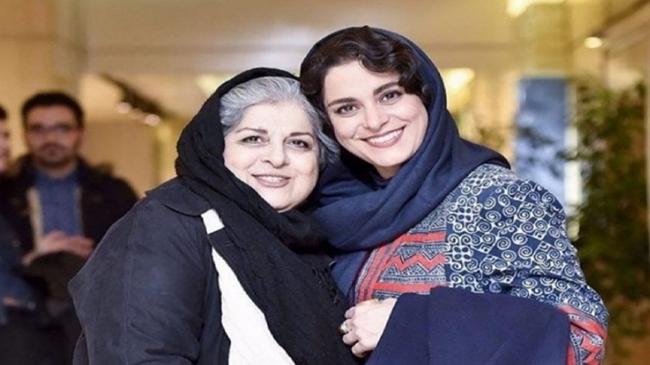 عکسی از غزل شاکری در دوران کودکی