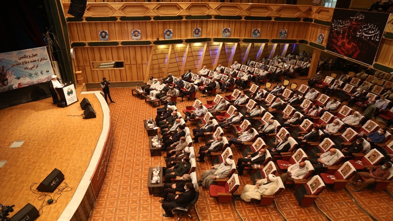 مسئولان روحیه جهادی دوران دفاع مقدس را تقویت کنند
