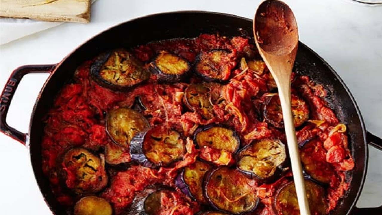 تماته بادمجان جنوبی؛ غذایی گیاهی و بی رقیب در خوشمزگی + طرز تهیه