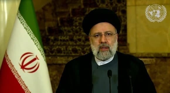 به آمریکا اطمینان نداریم/ تحریم دارو در زمان همه‌گیری کرونا جنایت علیه بشریت است/ آمریکا به جای تغییر روش زندگی، روش جنگ خود را تغییر می دهد