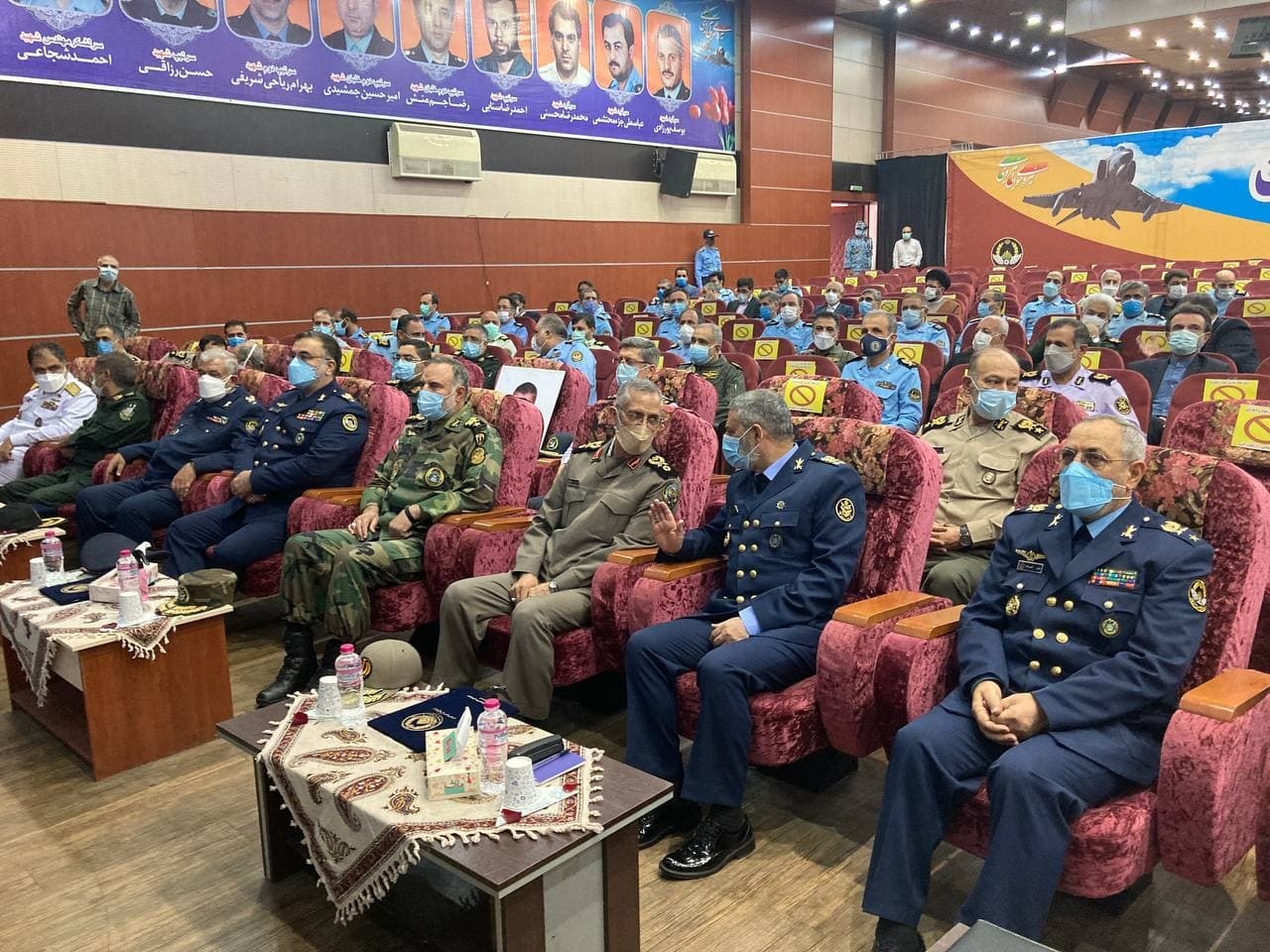 مراسم تکریم و معارفه فرماندهان جدید و قدیم نهاجا برگزار شد