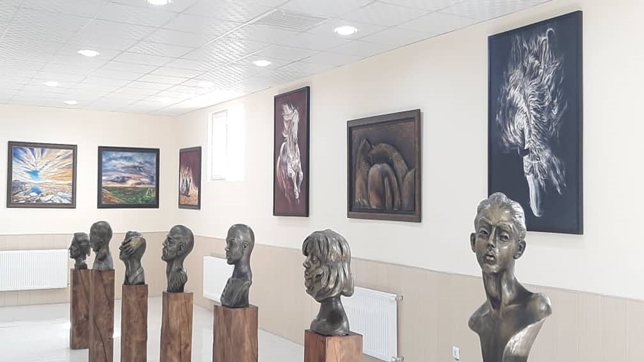 برپایی نمایشگاه سفر زندگی در آباده