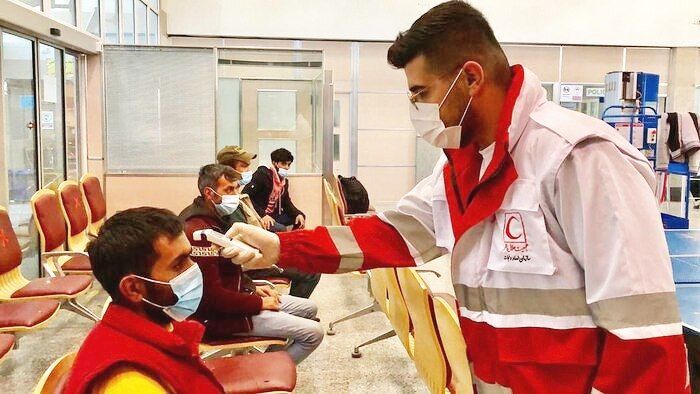 پایش مسافران در مرز‌ها به همت هلال احمر