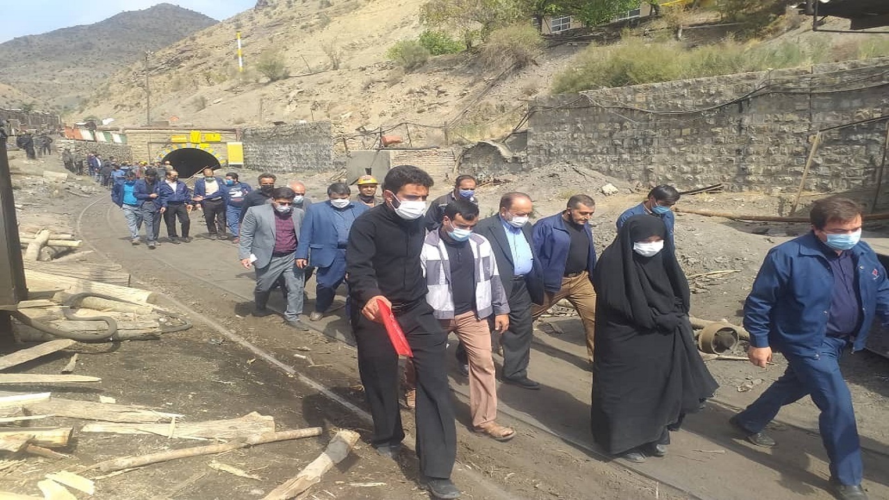 کارگران معادن کوهبنان خواهان لحاظ ضریب ۲ برای بازنشستگی