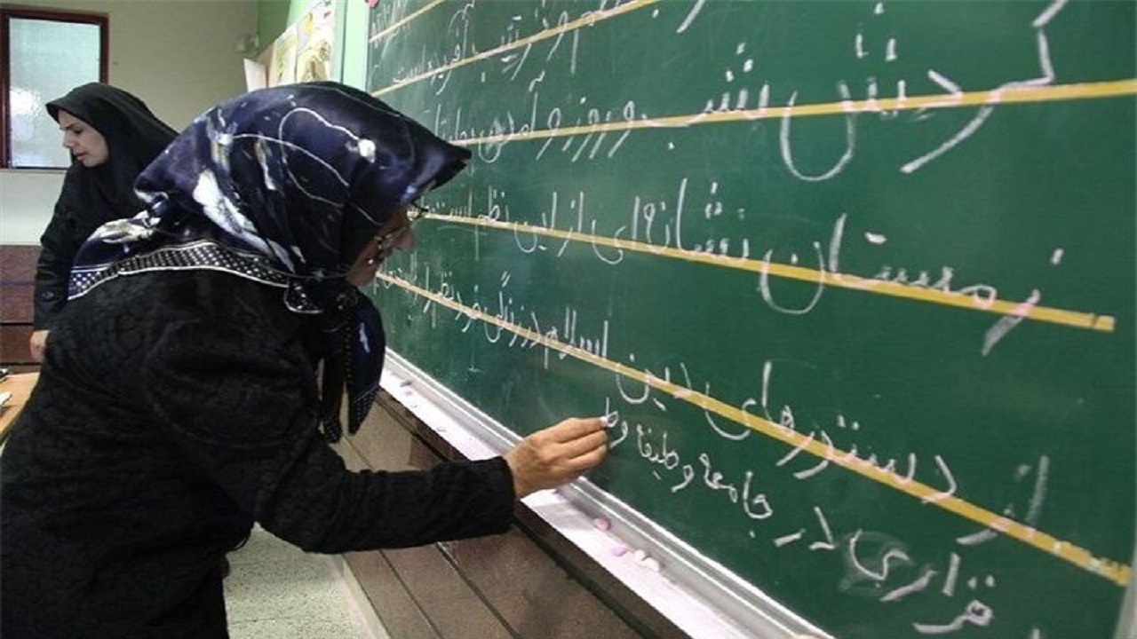 اصفهان یکی از  پنج استان برتر با سواد کشور است