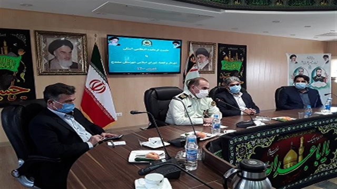 تعامل شورا و شهرداری با نیروی انتظامی رفاه و امنیت را به دنبال خواهد داشت