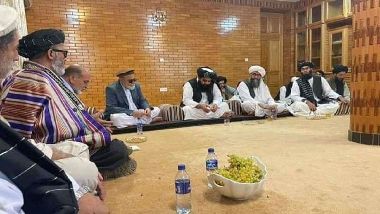 برگزاری اولین دور مذاکره میان طالبان و جبهه مقاومت/ توافق بر عدم حمله به مواضع یکدیگر