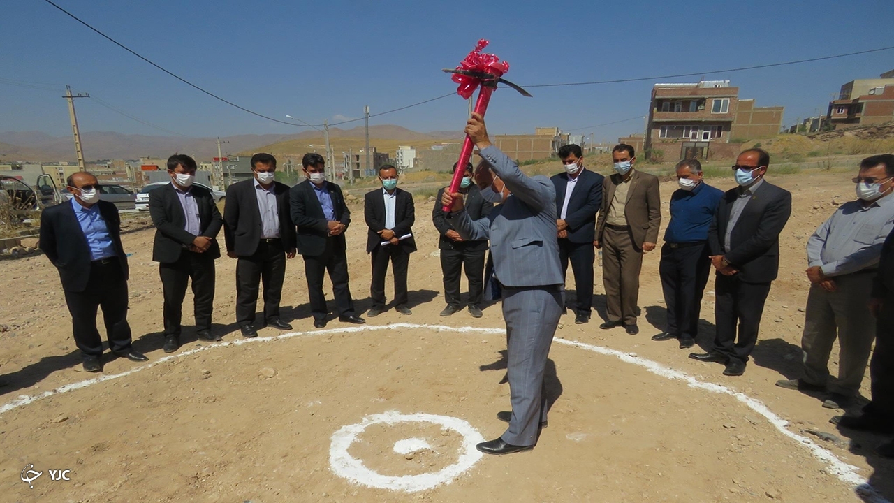 یک مدرسه ۱۲ کلاسه در مهاباد کلنگ زنی شد