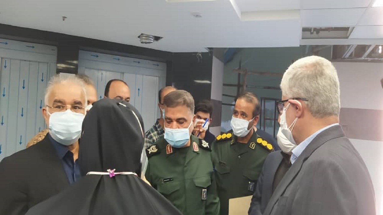 فرمانده بهداری نیروی زمینی سپاه از بیمارستان جدید آیت الله طالقانی آبادان بازدید کرد