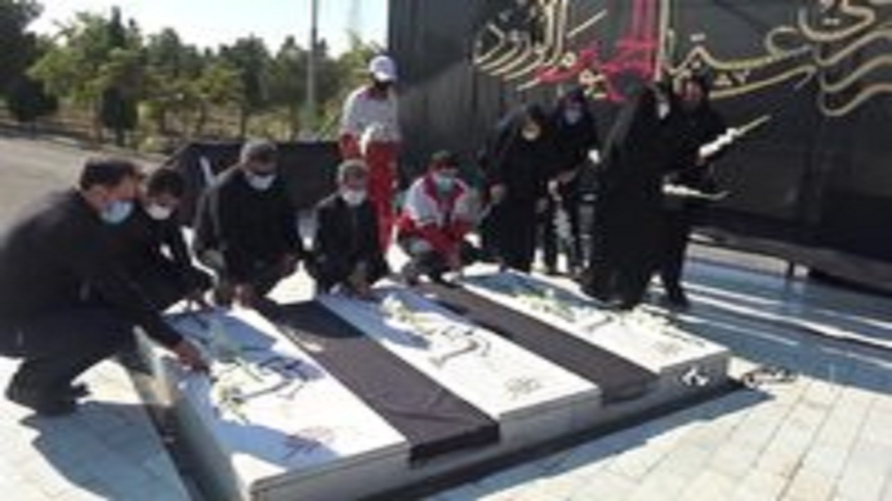 ادای احترام ورزشکاران دامغان به شهدا