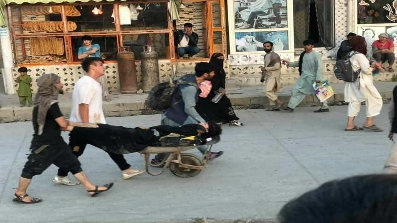 افزایش شمار کشته‌های انفجار‌های کابل به ۱۱۰ نفر و محکومیت جهانی آن