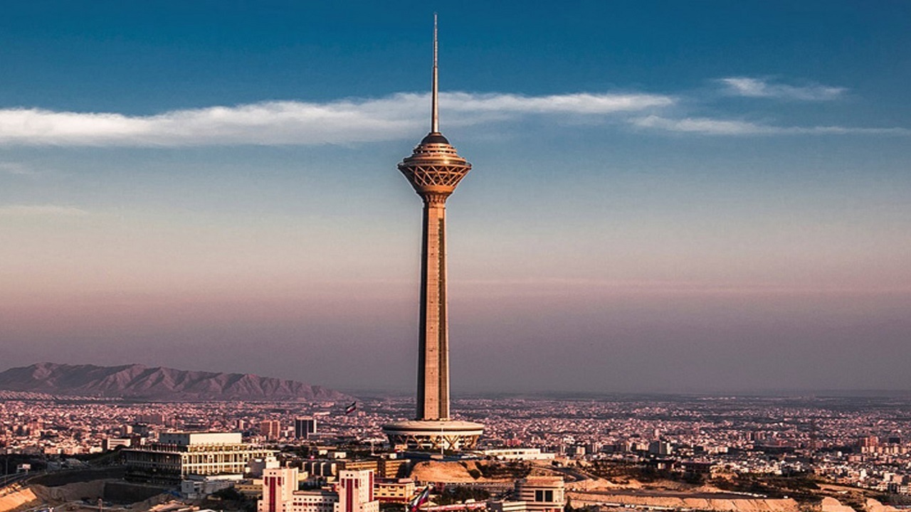 هوای تهران قابل قبول است