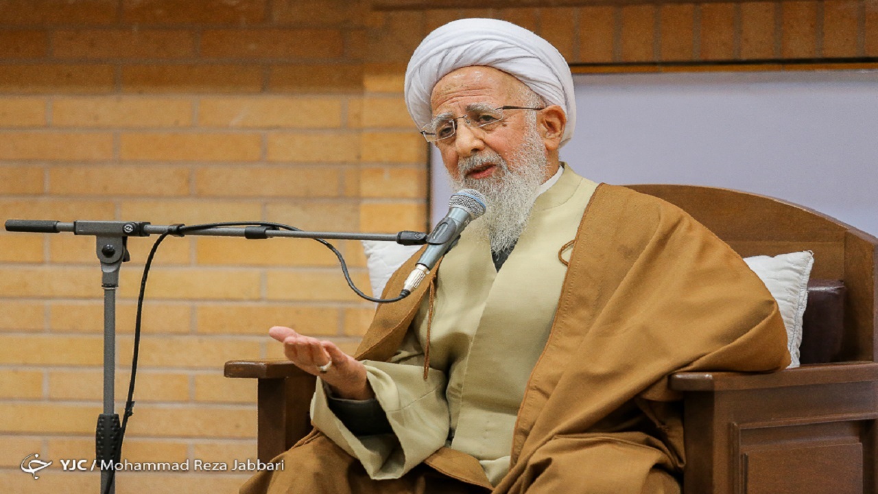 در کار حق اهل مصالحه و سستی نباشید