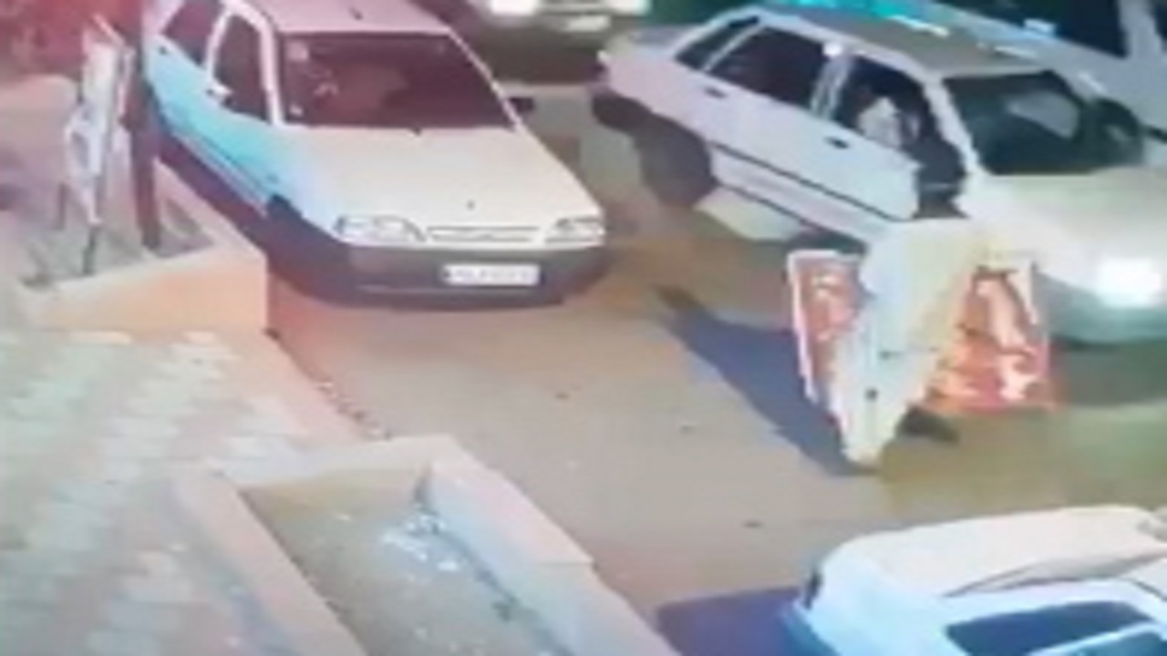 سرقت عجیب تابلوی مطب پزشک + فیلم