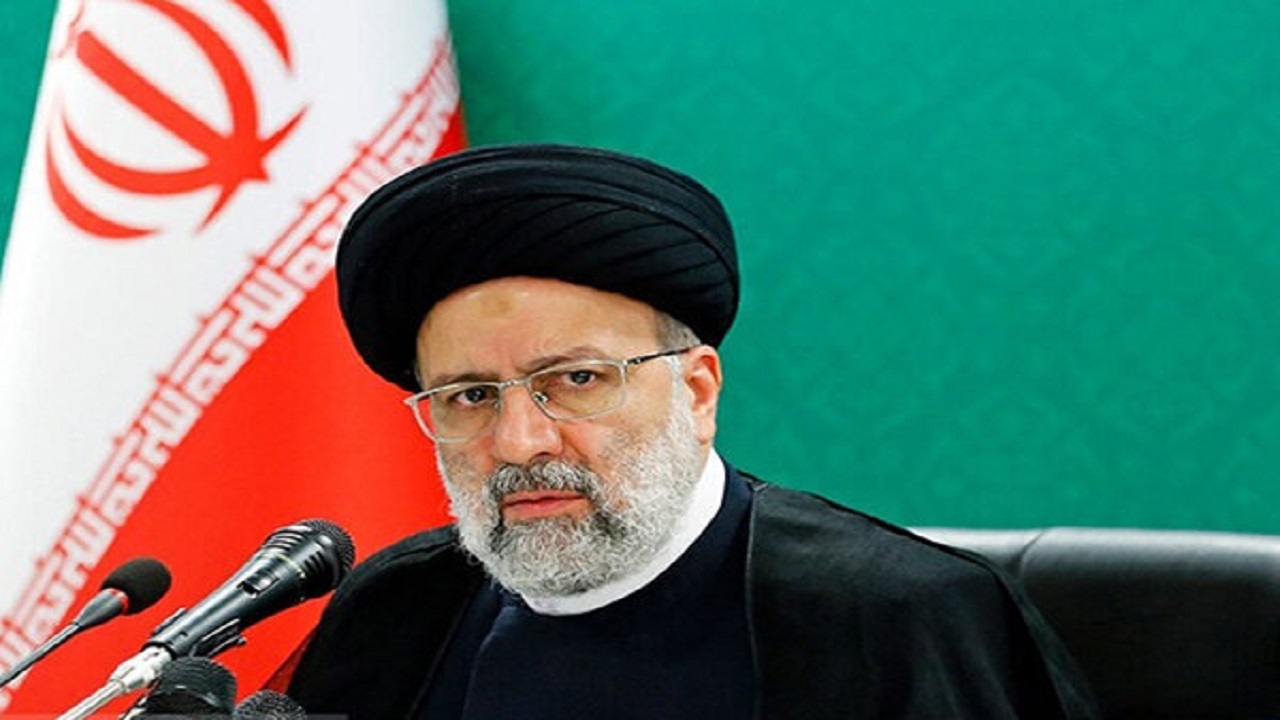 واکسیناسیون عمومی مسئله جدی ماست/خواباندن بیمار روی زمین تاسف بار است