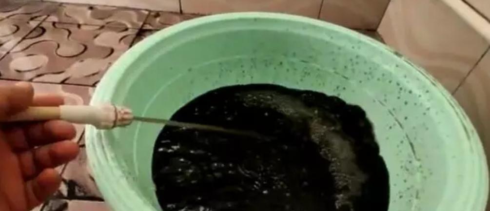 آب شرب روستای کُشکو سیاه است/ دستگاه کف کش باعث تغییر رنگ شد