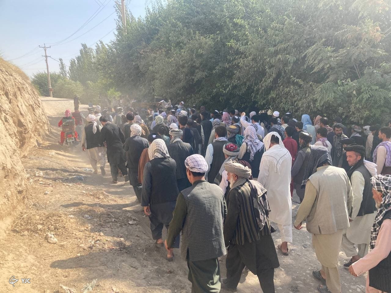 گزارش تصویری از مراسم تشییع پیکر آیت الله عالمی بلخابی