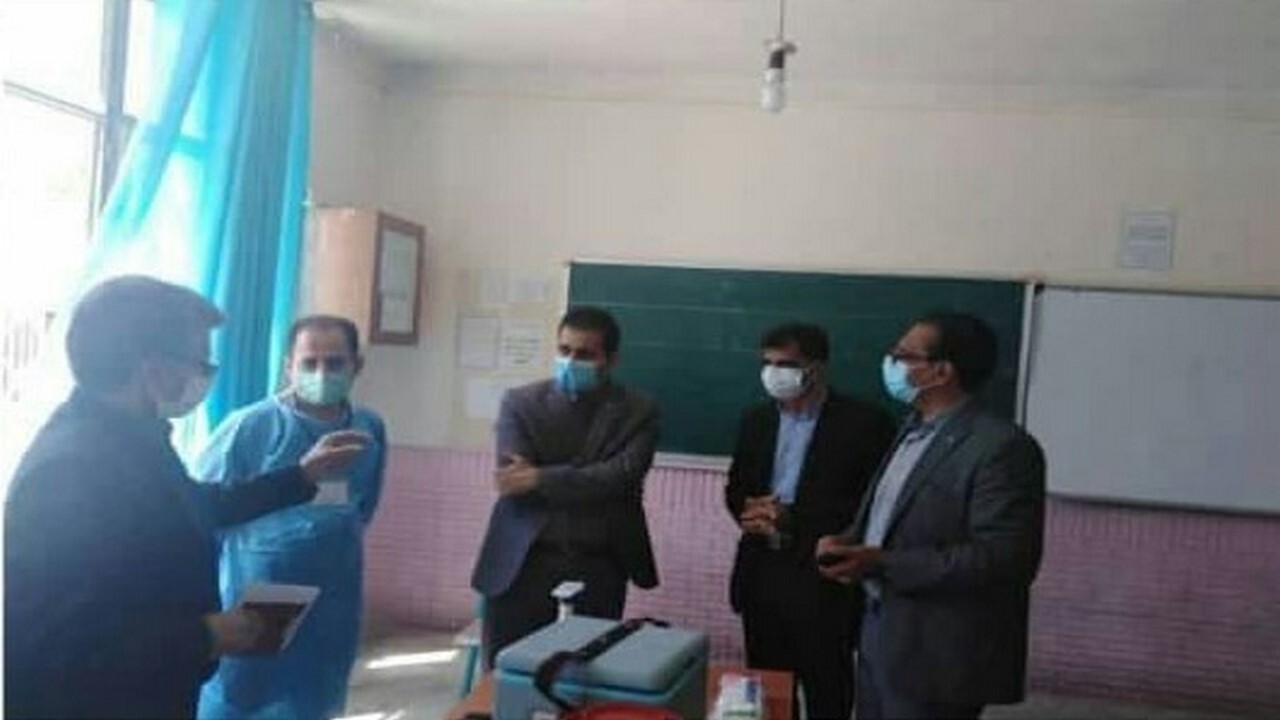 بازدید از مراکز تجمیعی واکسیناسیون کرونا در چرداول