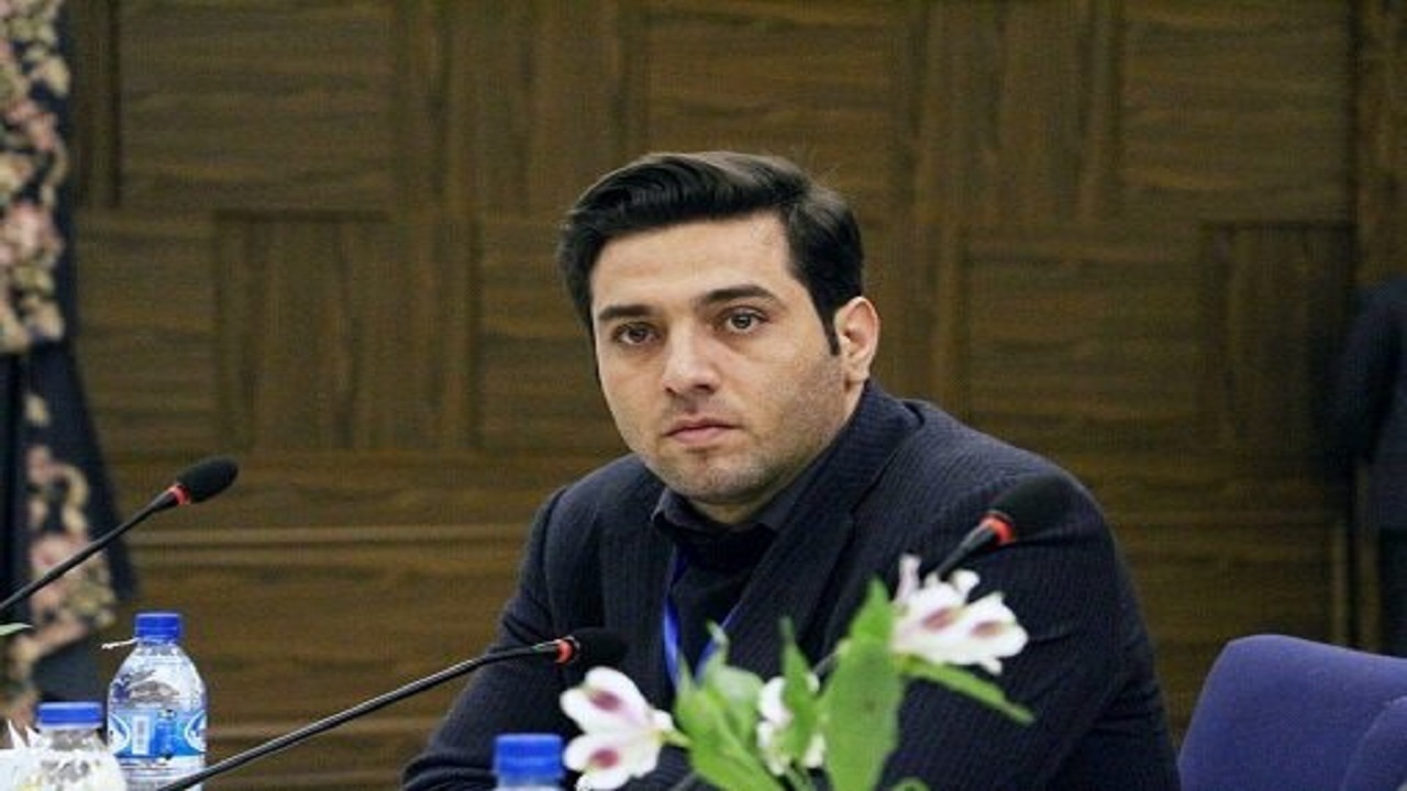 داشتن تخصص و بومی بودن مهمترین مولفه انتخاب شهردار است