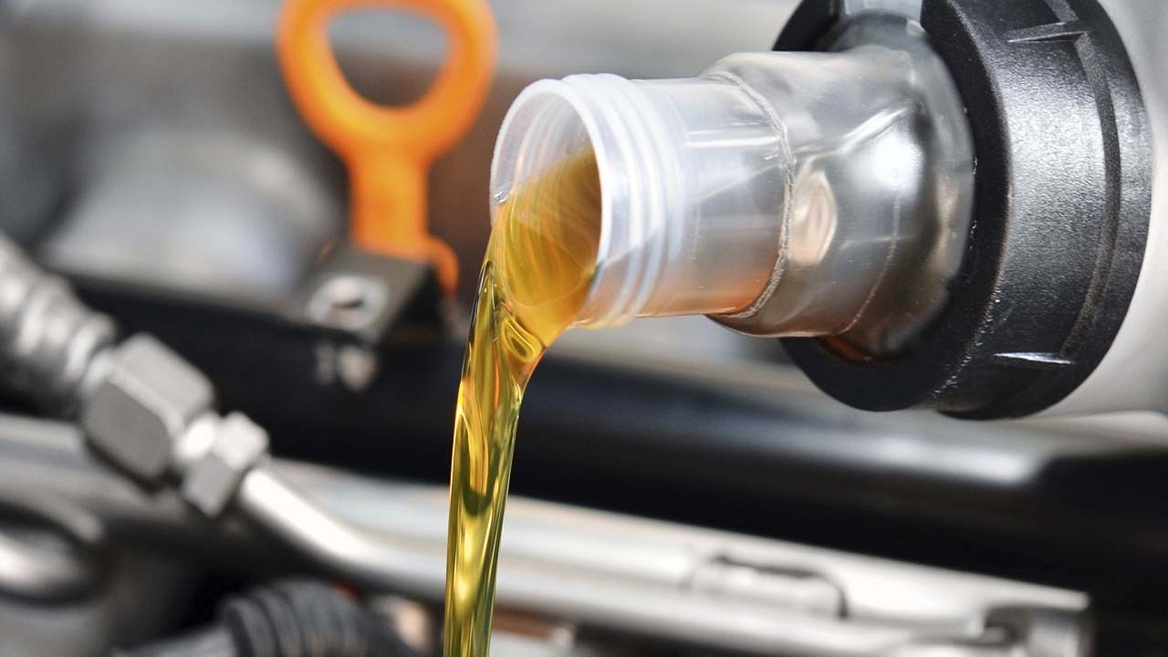 شرایط نگهداری روغن موتور