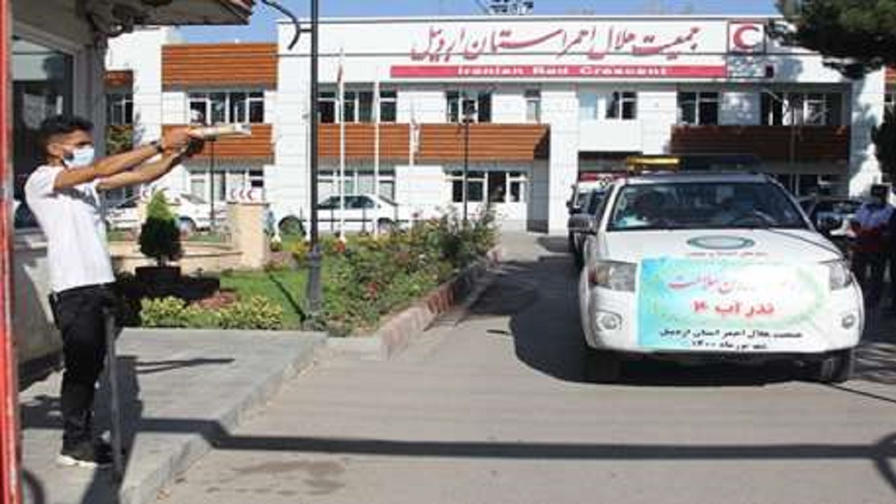 کاروان سلامت هلال احمر اردبیل به مناطق دچار خشکسالی کرمان اعزام شدند