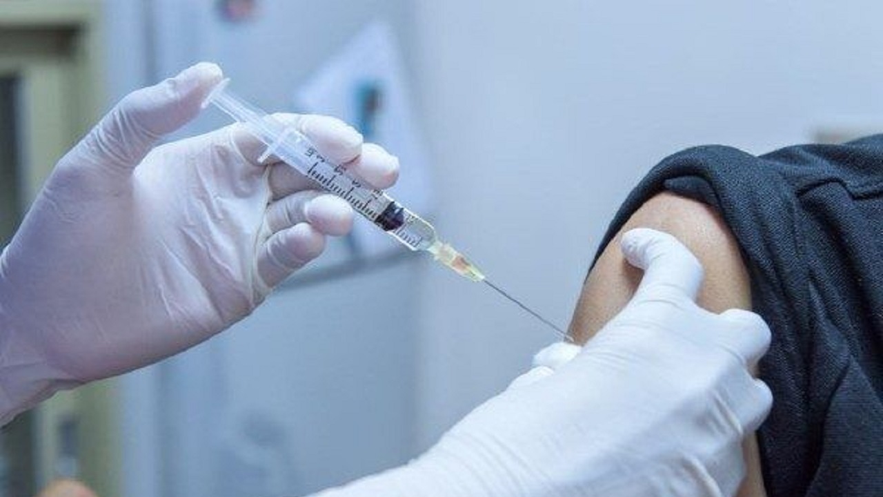 مرکز ششم واکسیناسیون اراک آغاز به کار کرد
