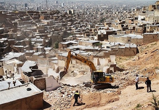 زندگی زیر سقف های لرزان در هرمزگان
