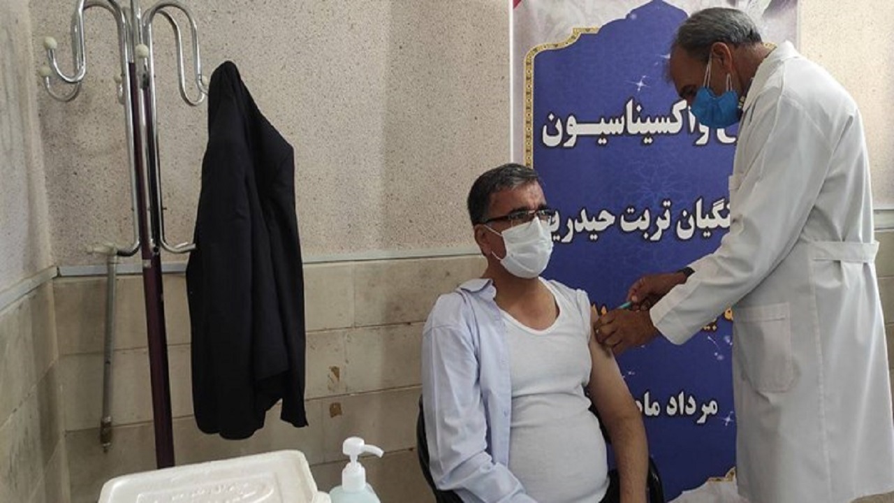 ۶۰ درصد از جمعیت فرهنگیان خراسان رضوی واکسینه شده‌اند