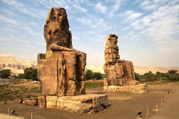 سنگ غول پیکری