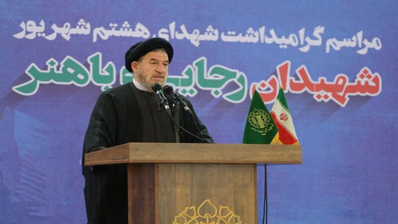 ریشه‌های رانت اقتصادی باید خشکانده شوند