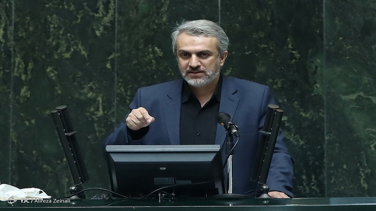 به طور جدی در صدد کنترل تورم هستیم/ برنامه‌ریزی برای رفع چالش‌های نرخ ارز و تنظیم بازار