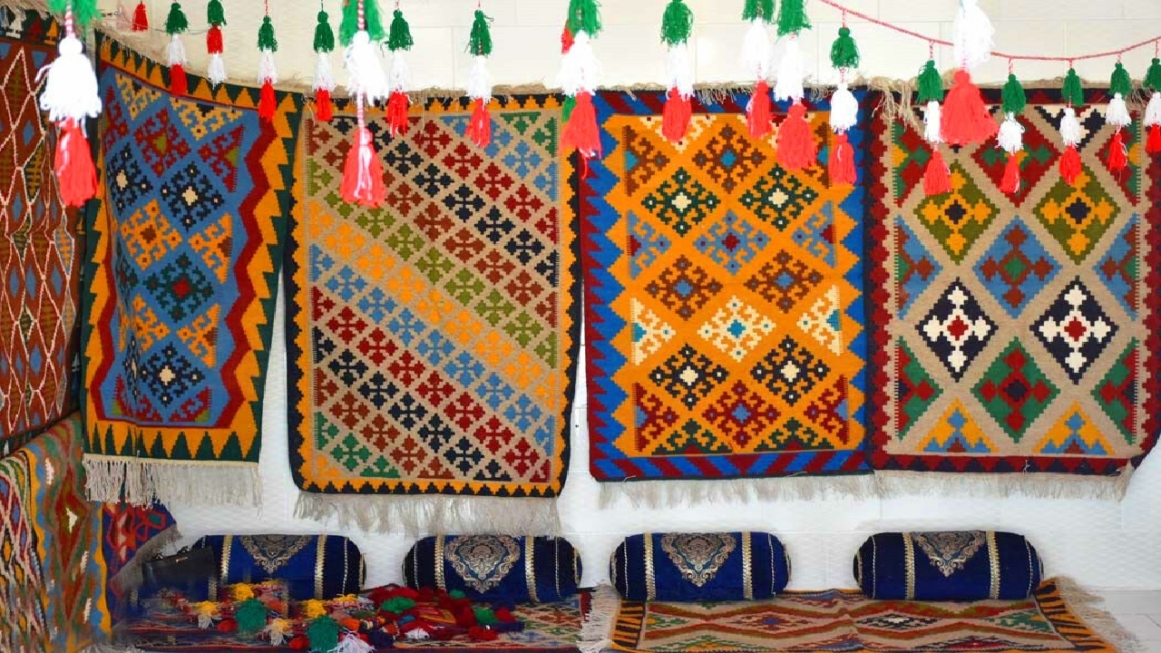 عرضه صنایع دستی در سه بازارچه شهرستان های گچساران و بویراحمد
