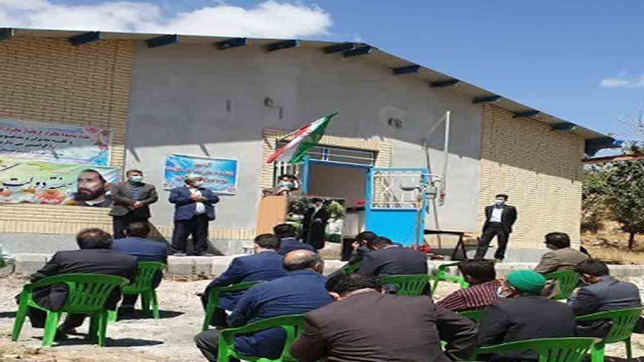 آئین افتتاحیه مدرسه یک کلاسه شهید تیرافکن تبریان