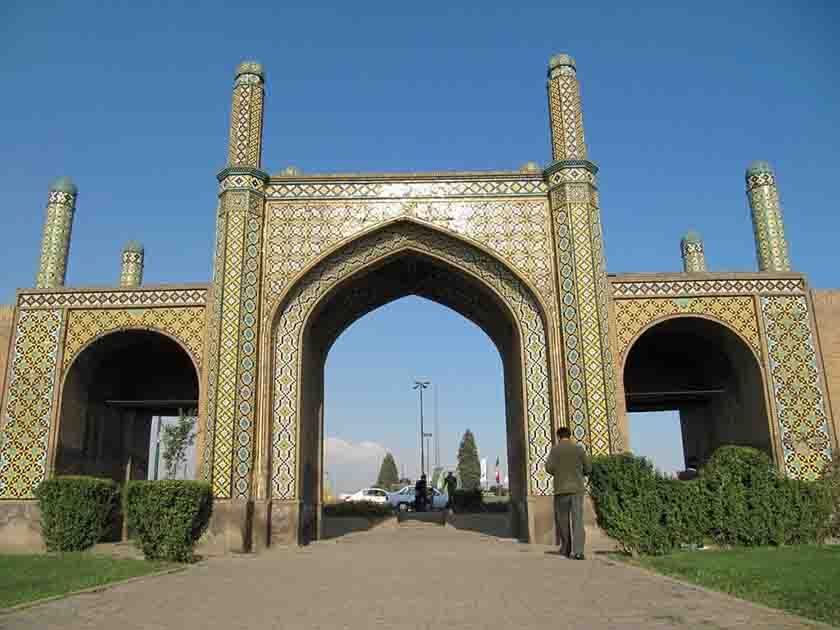 یک روز به نام قزوین