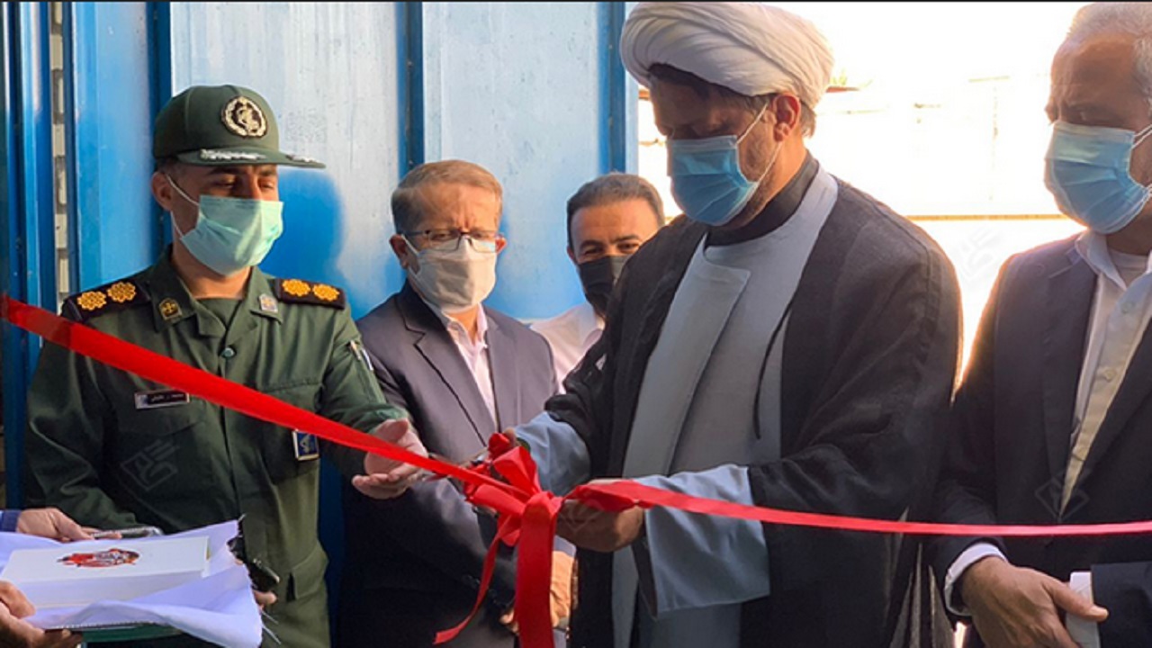 دومین مرکز تجمیعی واکسیناسیون کرونا در شهر جم افتتاح شد