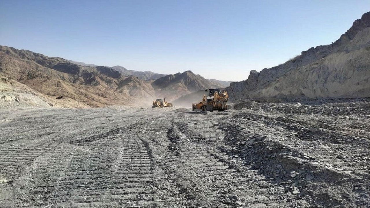۱۲۰ کیلومتر راه روستایی در روتک شهرستان خاش در دست ساخت است