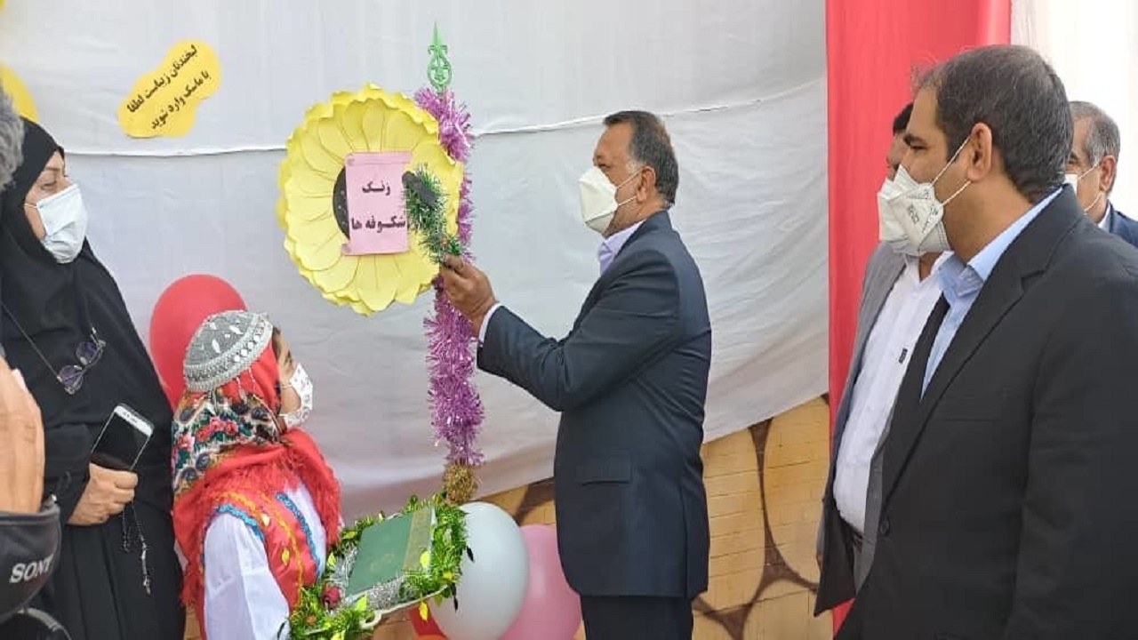۱۷۰ هزار شکوفه در سیستان و بلوچستان سال تحصیلی را آغاز کردند/ رخشانی: حضور دانش آموزان در مدارس موجب شادابی و نشاط جامعه می‌شود
