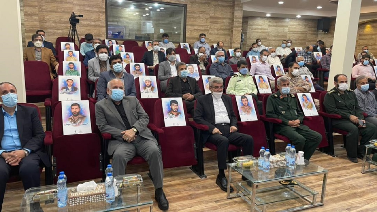 کتاب «از آژیر قرمز تا ۴۰ سالگی صدا و سیمای مرکز بوشهر» رونمایی شد