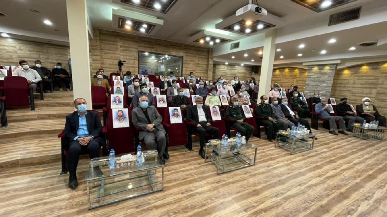کتاب &laquo;از آژیر قرمز تا ۴۰ سالگی صدا و سیمای مرکز بوشهر&raquo; رونمایی شد