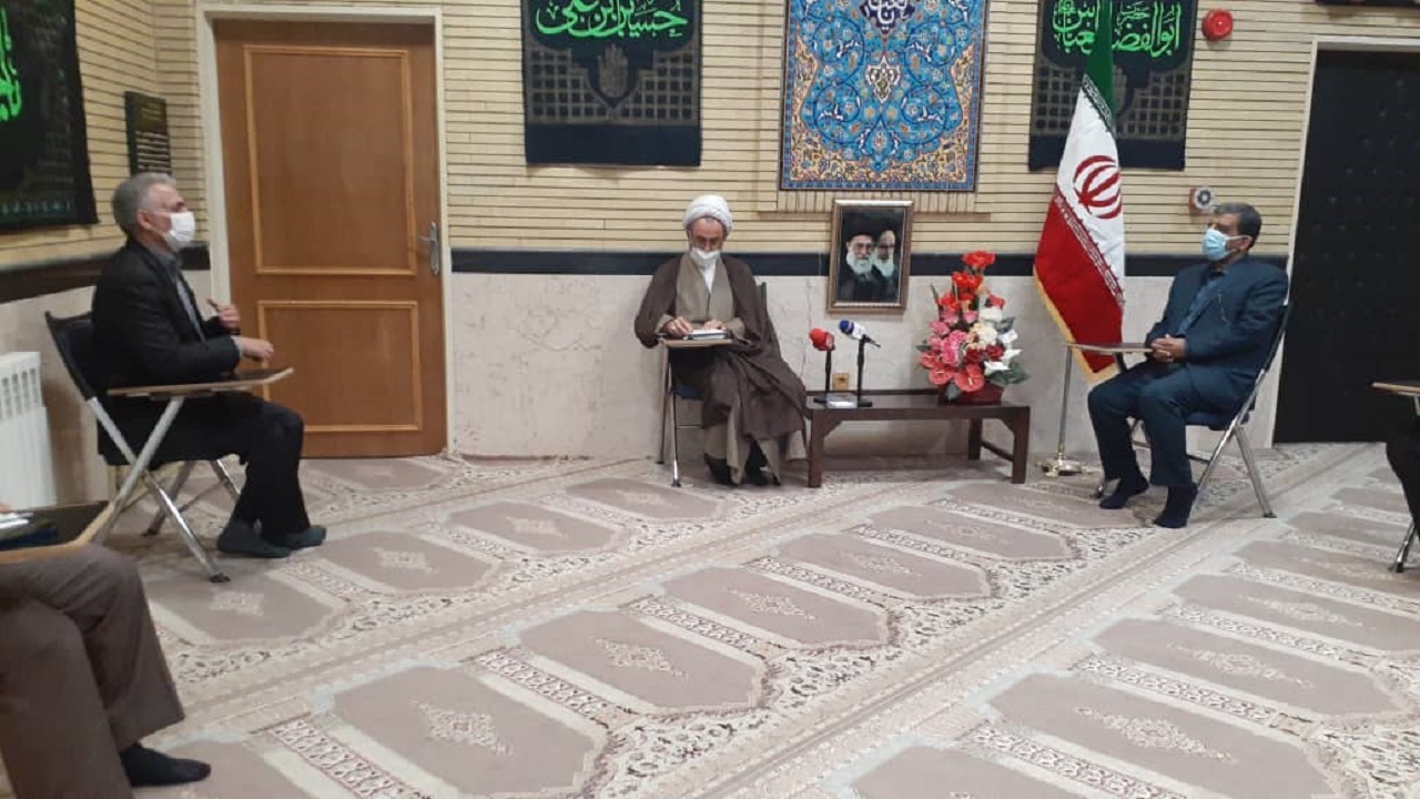 نشست وزیر میراث فرهنگی با امام جمعه ایلام+تصاویر