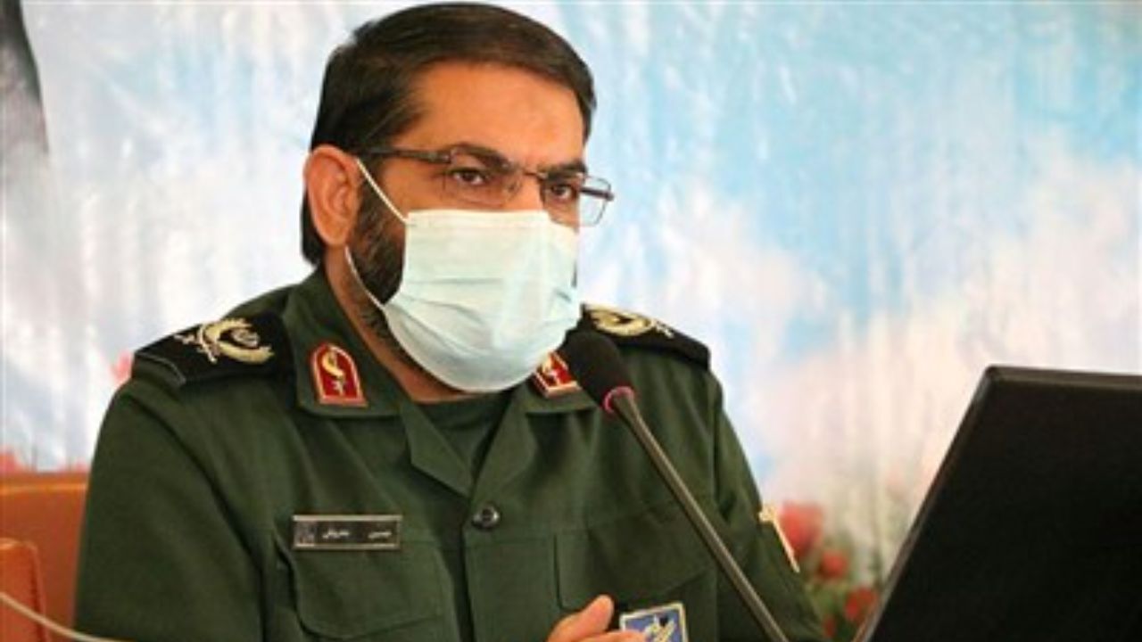 ما در جنگ تحمیلی با دست خالی در مقابل زورگویان عالم ایستادیم