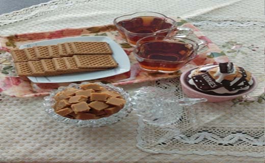 شیرینی و چای