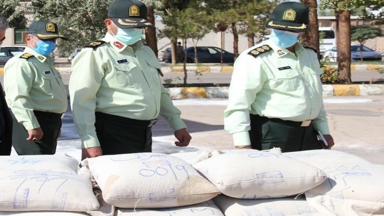 کشف یک تُن و ۸۶۰ کیلو تریاک در کرمان