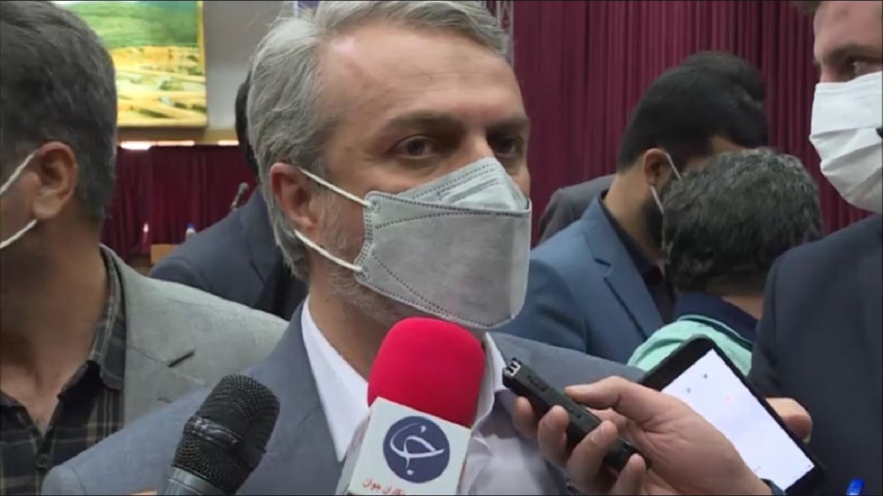 مخالف قرعه کشی خودرو هستم