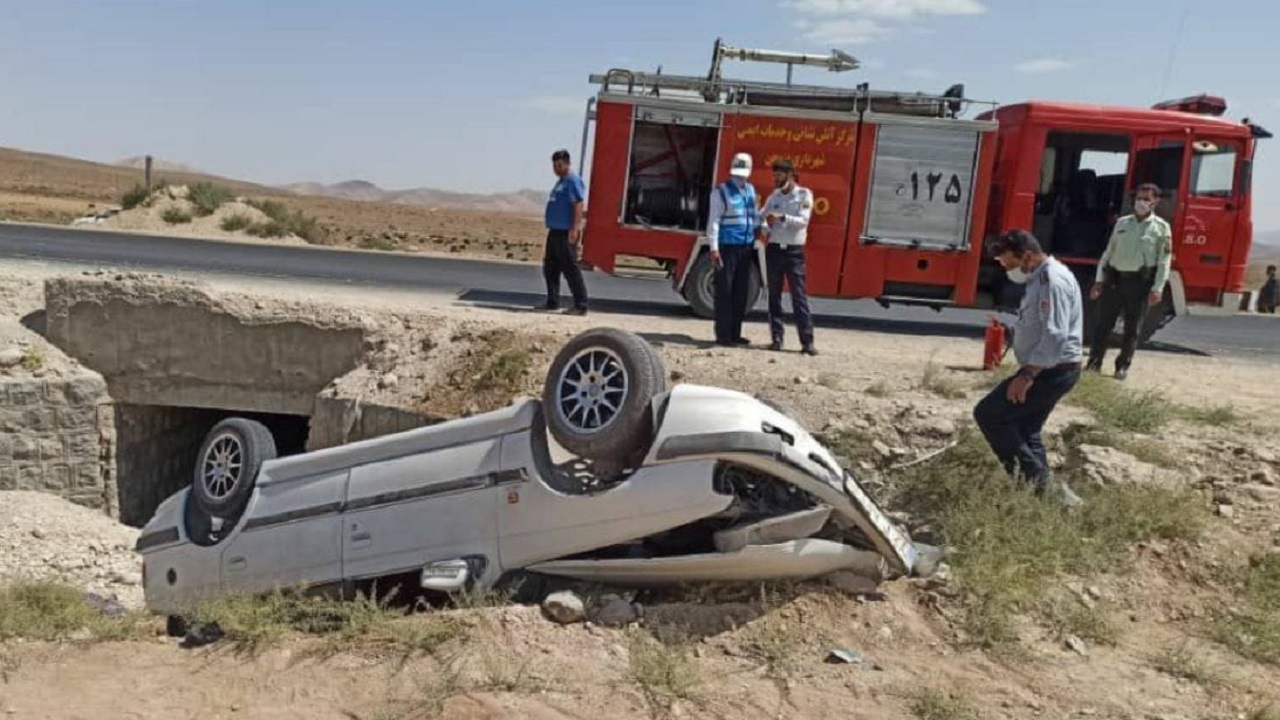 ۵ مصدوم در واژگونی پژو در بازفت