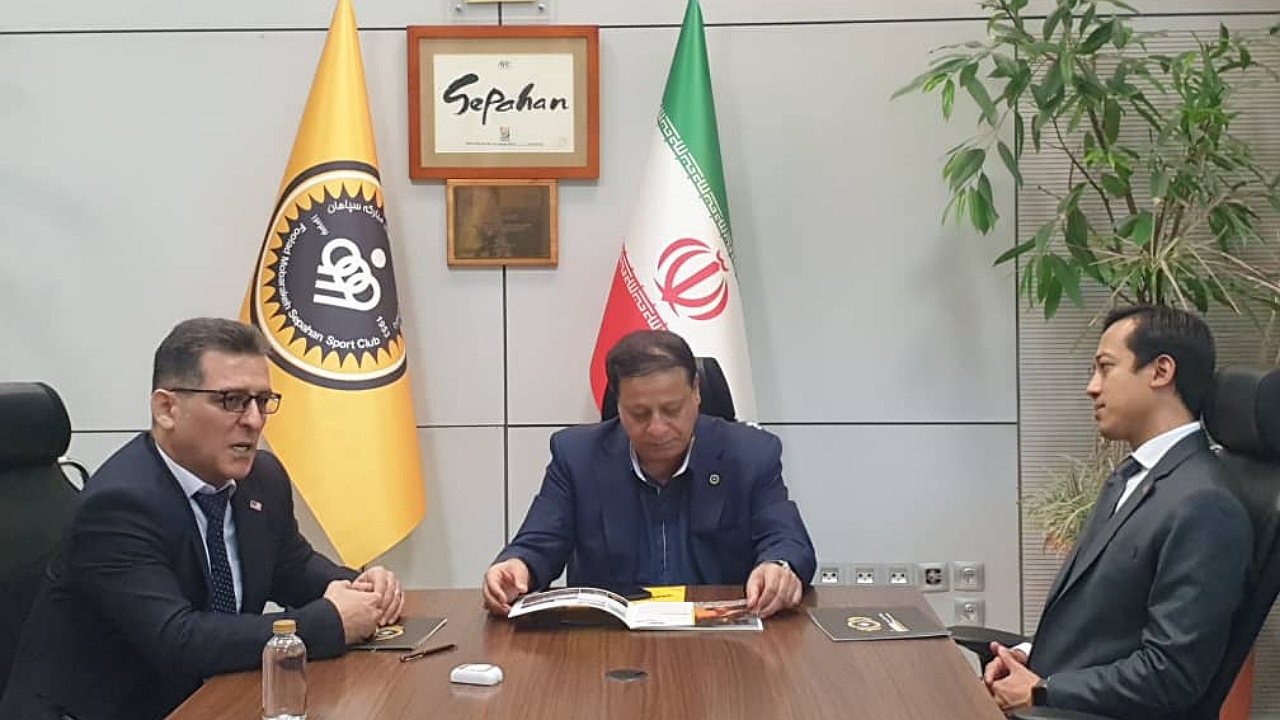 کوالالامپور اف سی مالزی خواهر خوانده جدید سپاهان
