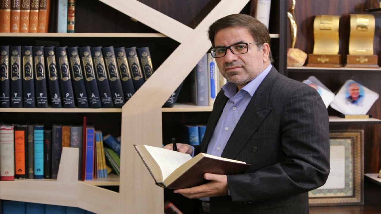 رادیو ایران، پایگاه زبان فارسی است/ «پارسی گویان» و معرفی آثار ایرانی در گستره جهان امروز