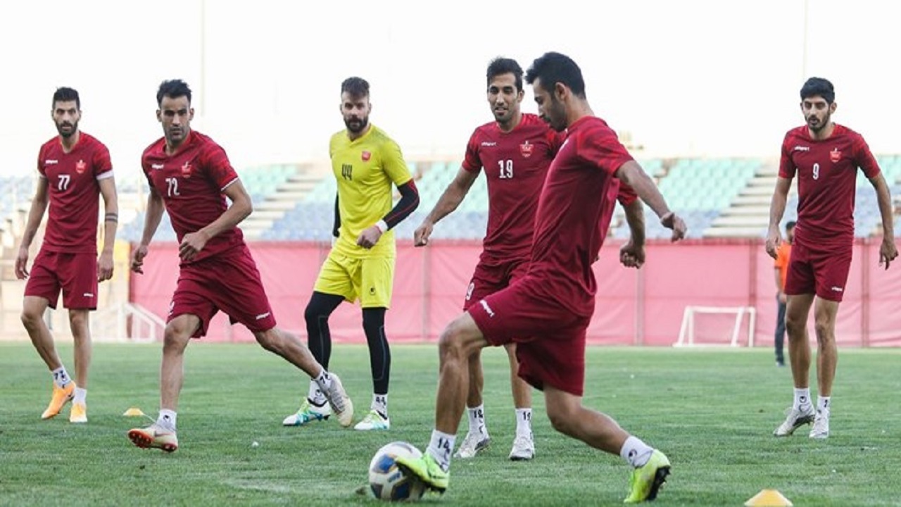 مطهری: پرسپولیس با وجود همه کمبود‌ها در زمین حرف می‌زند