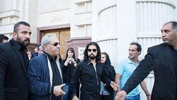 زنده یاد فتحعلی اویسی: همه مردم خواهر و برادر من هستند + فیلم