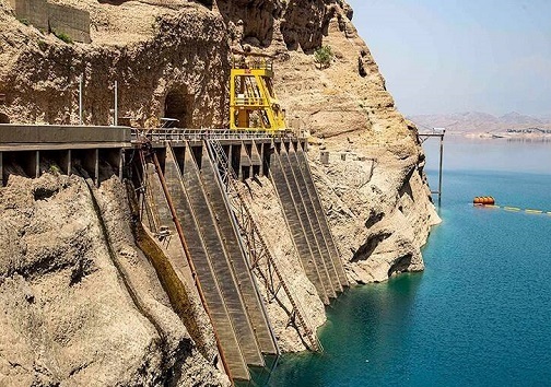 انتقال آب از سدها سایه غول خشکسالی بر سر سدهای خوزستان/ باران نبارد سدها کویر میشوند